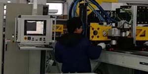 上海凱偉點(diǎn)膠機(jī)