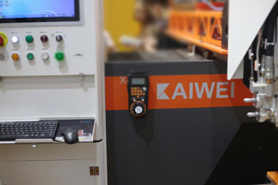 無線手操器視頻講解