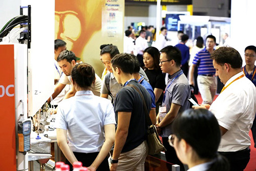 智能、互聯(lián)——賦能產(chǎn)業(yè)新發(fā)展